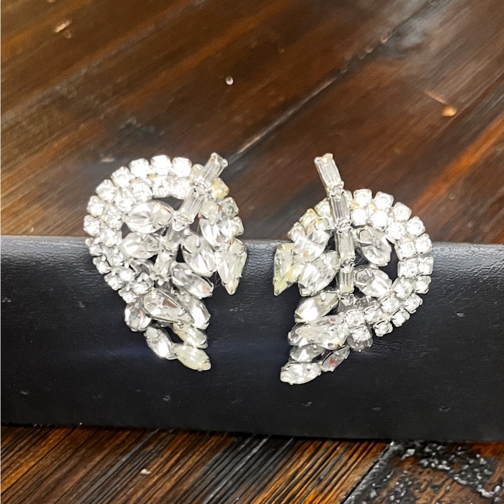 Weiss Vintage Elegant Silver Crystal Leaf Earrings